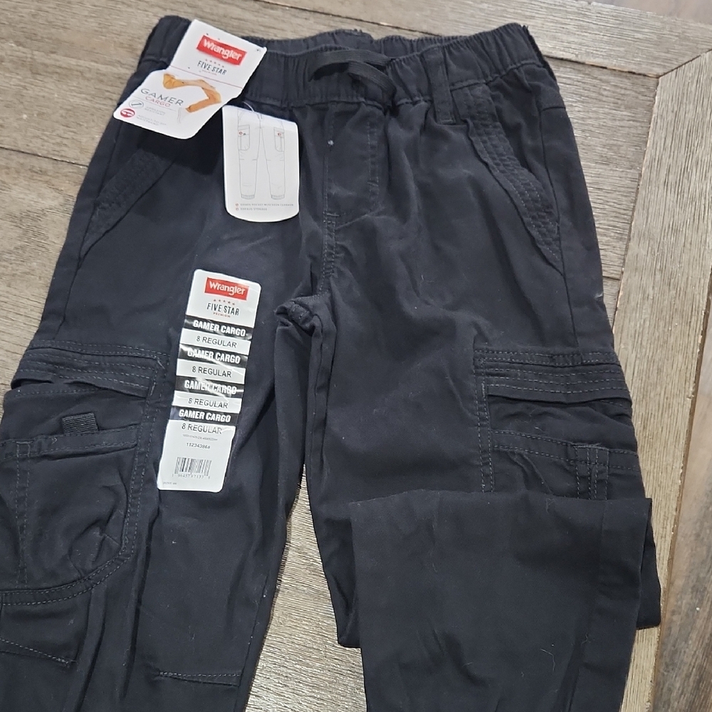 Size 8 boys wrangler cargo pant